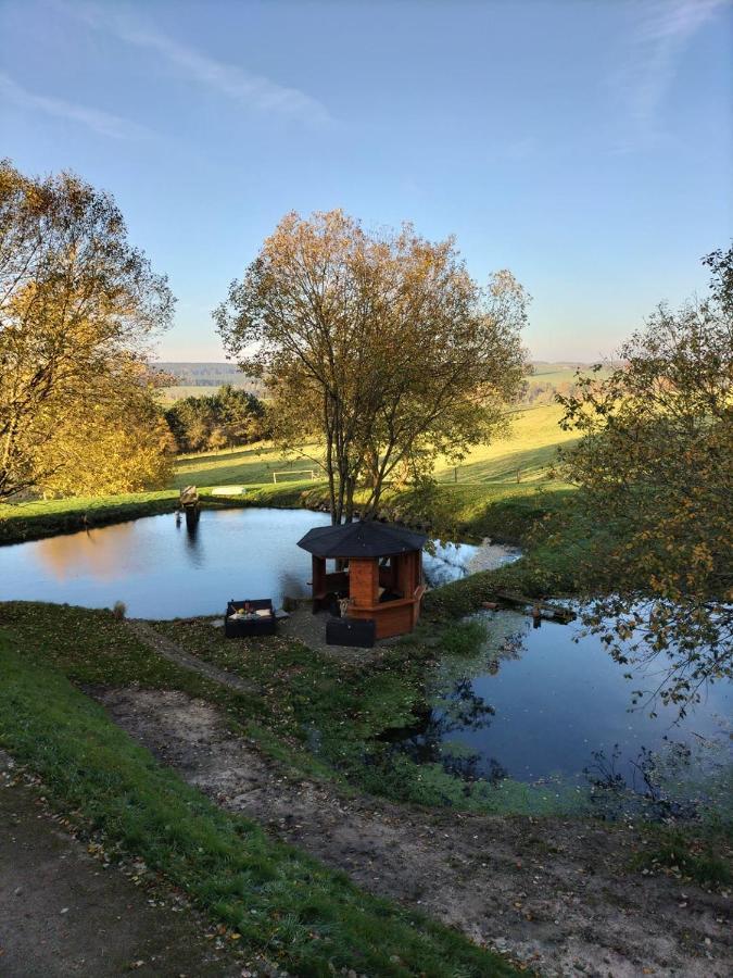 Gite Du Cheval Blanc A Houmont Sainte-Ode ภายนอก รูปภาพ